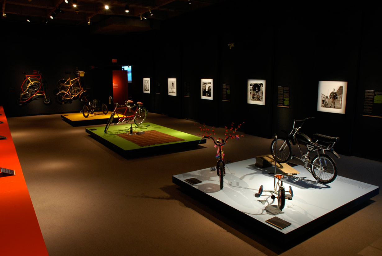 museum-exhibition-design-velocity6.jpg