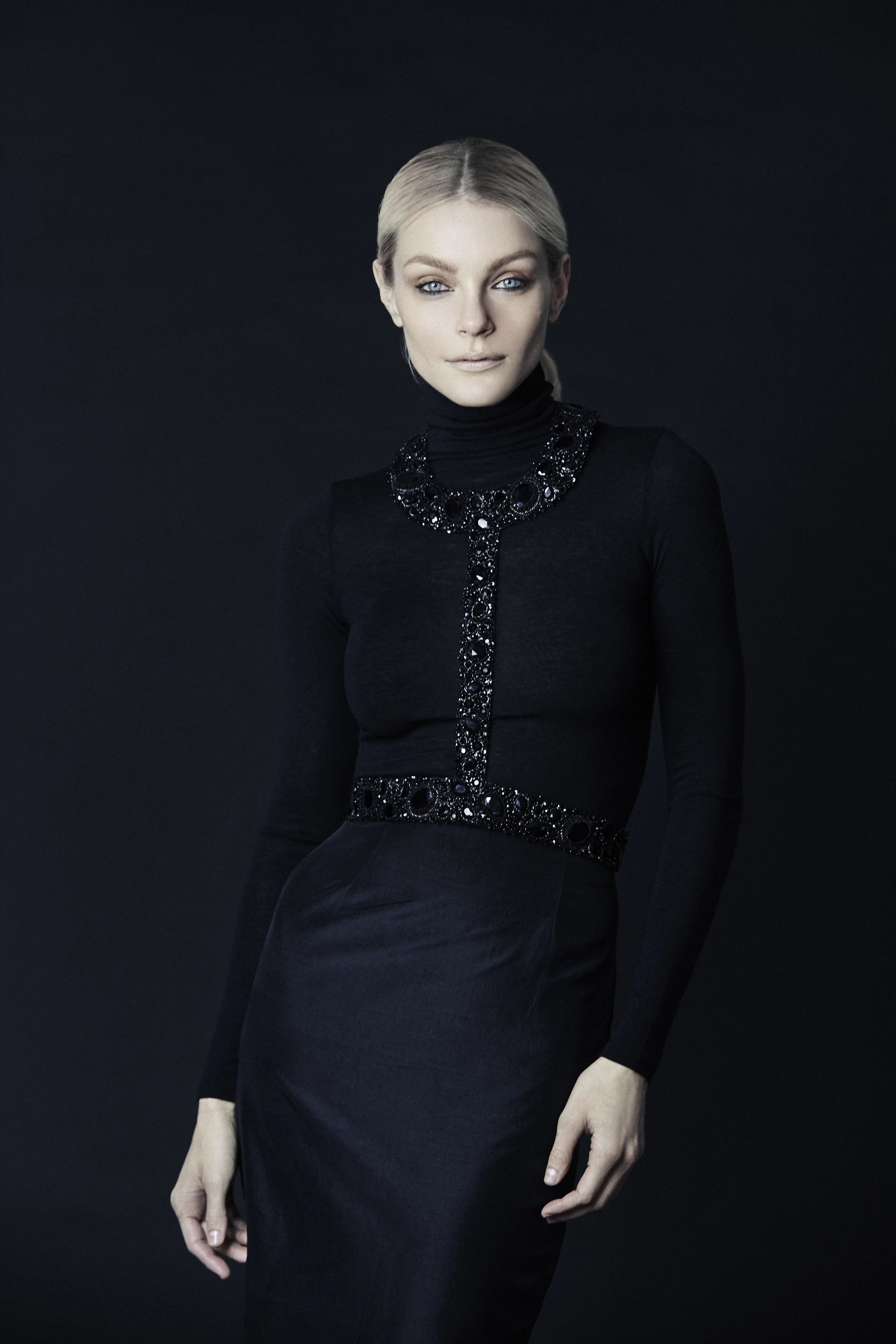 Copy of LOOK 2 AZEEZA .jpg