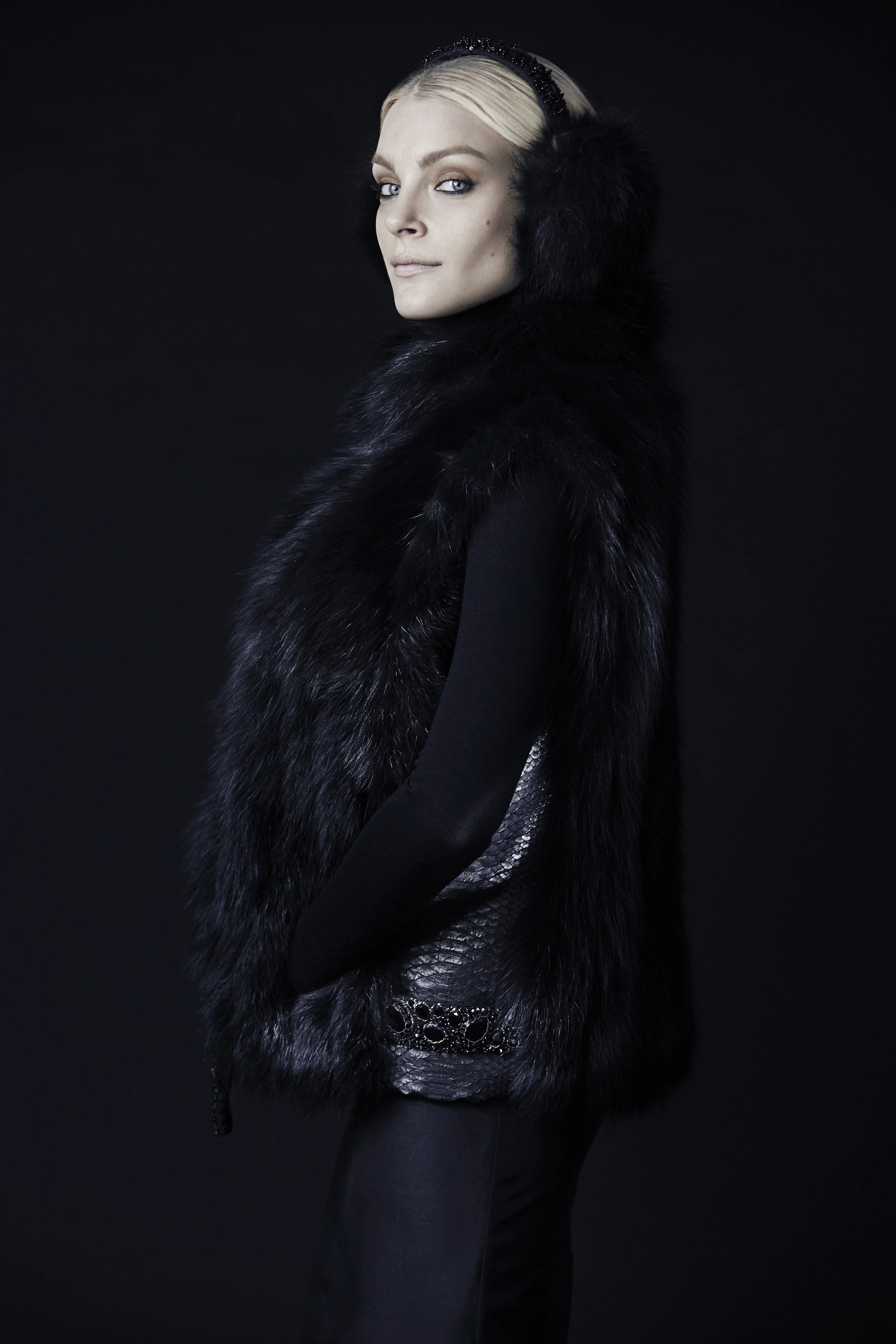 Copy of LOOK 6 AZEEZA (1).jpg