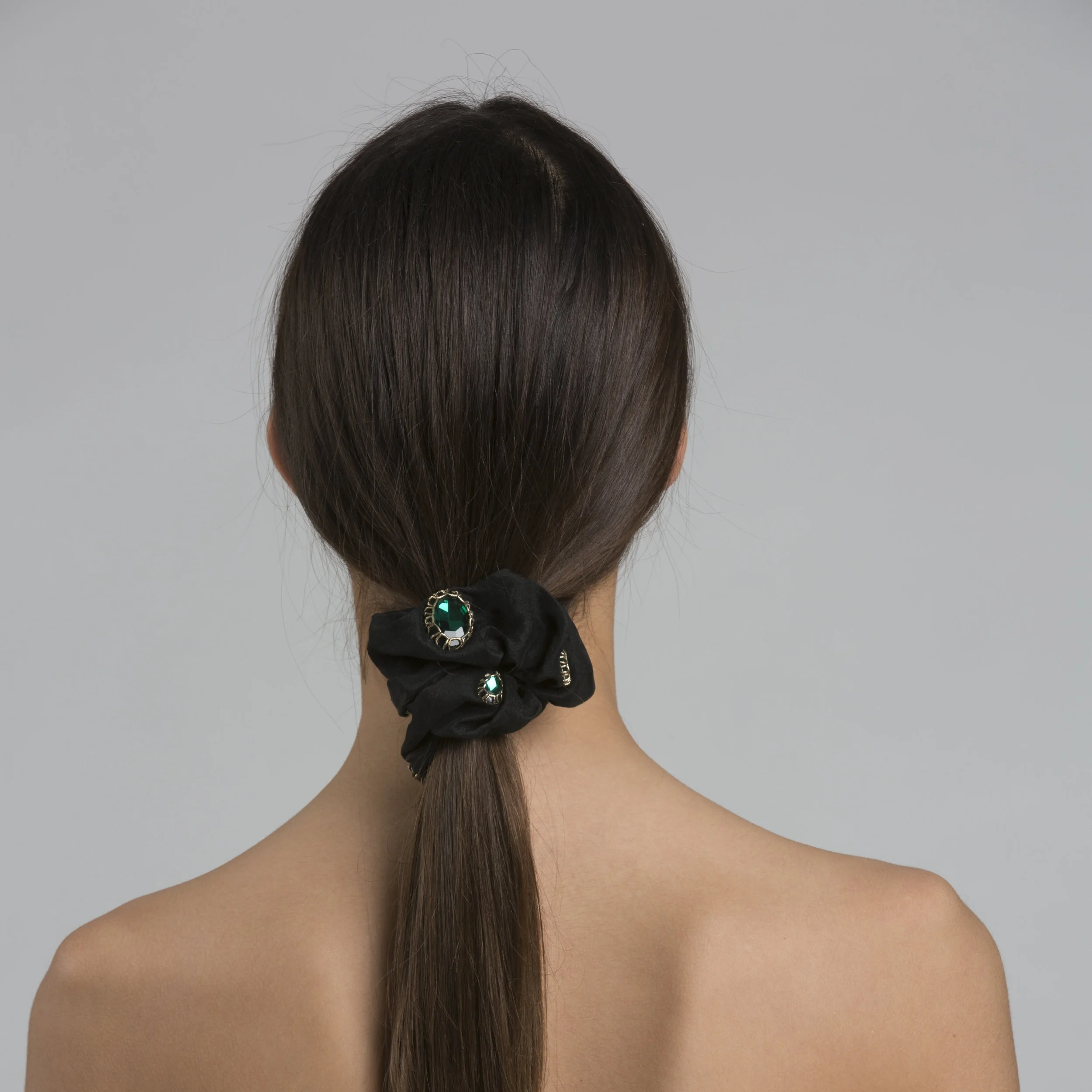 green scrunchie back.jpg