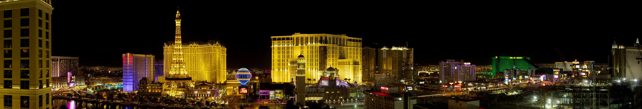 Las_Vegas_Strip_panorama.jpg