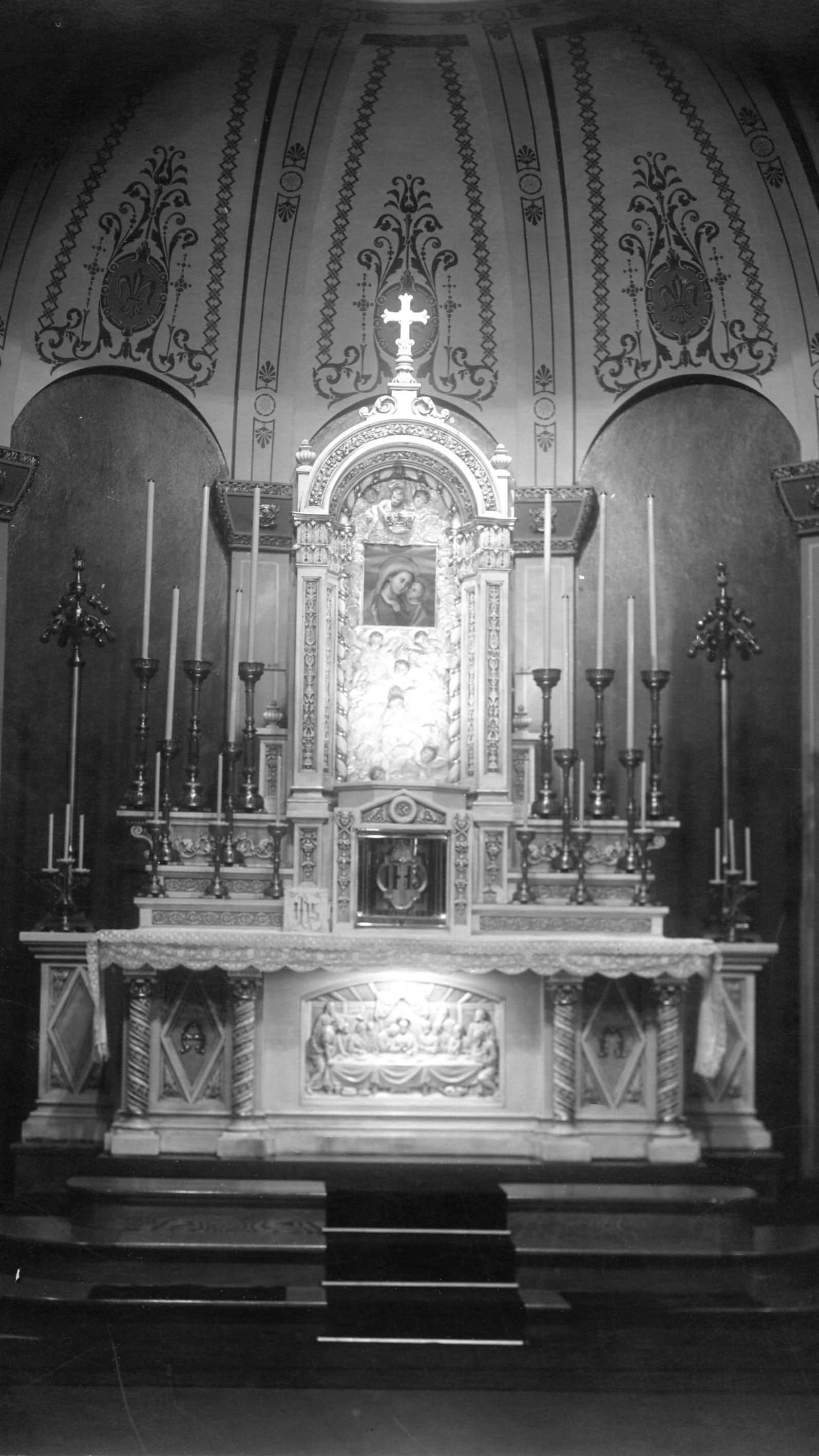 Altar at Our Lady of Good Counsel in South Philadelphia