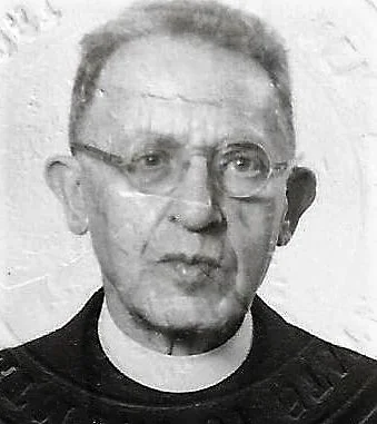 Fiteni Eugene 30002-17.jpeg