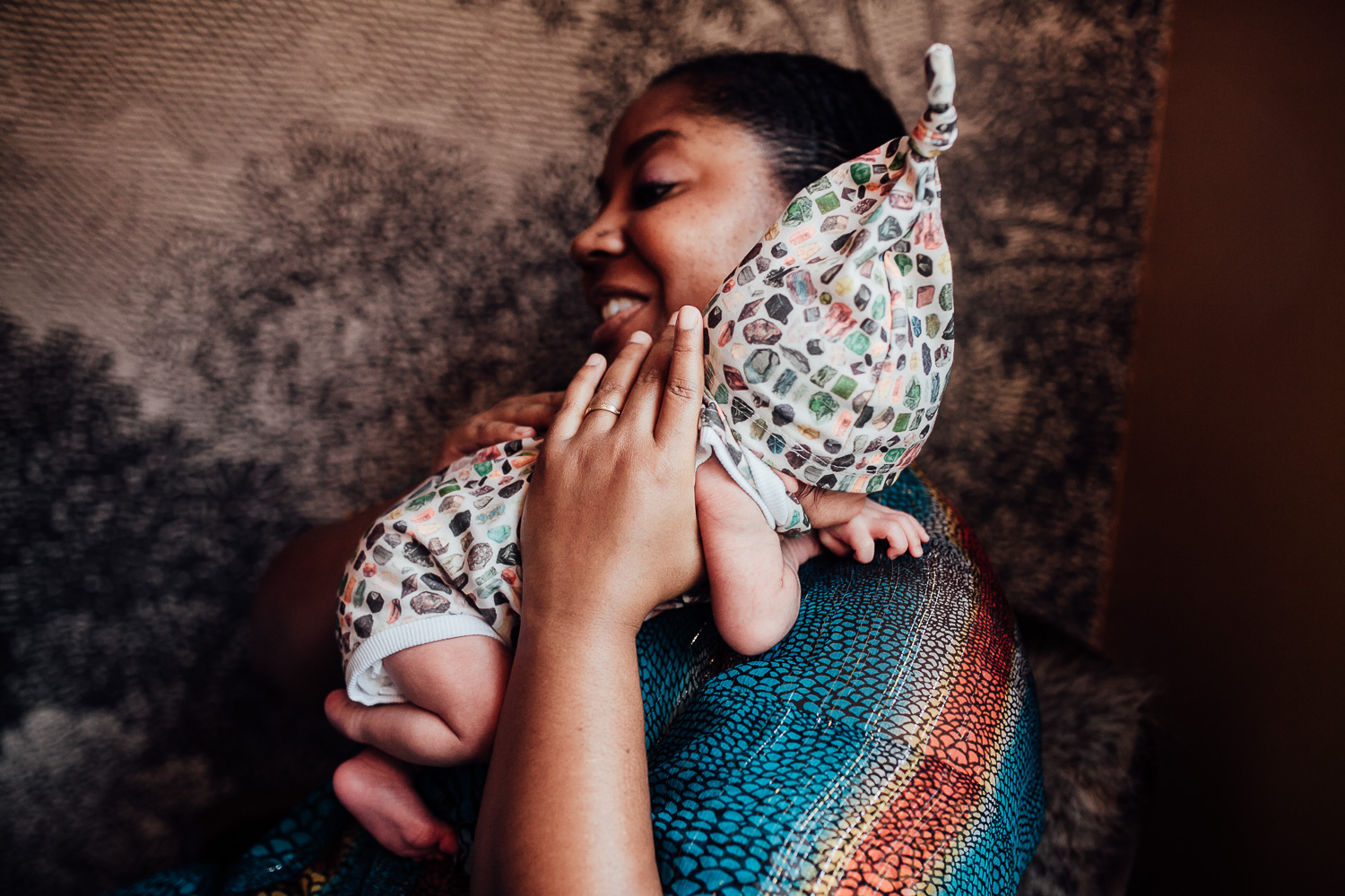 storytelling newborn session-3.jpg
