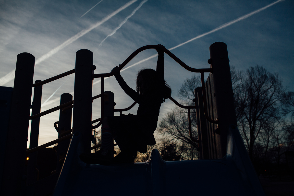 documentary photographer silhouette.jpg