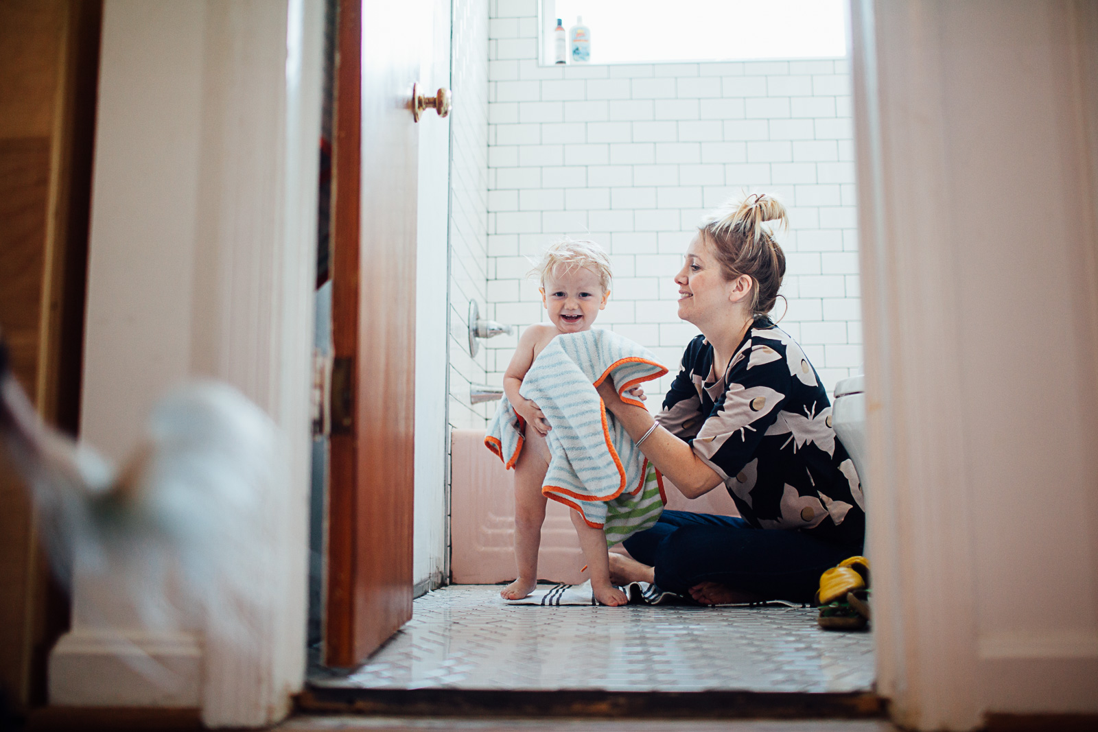 boy and mama after bath by Maryland Documentary photographer Juliette Fradin