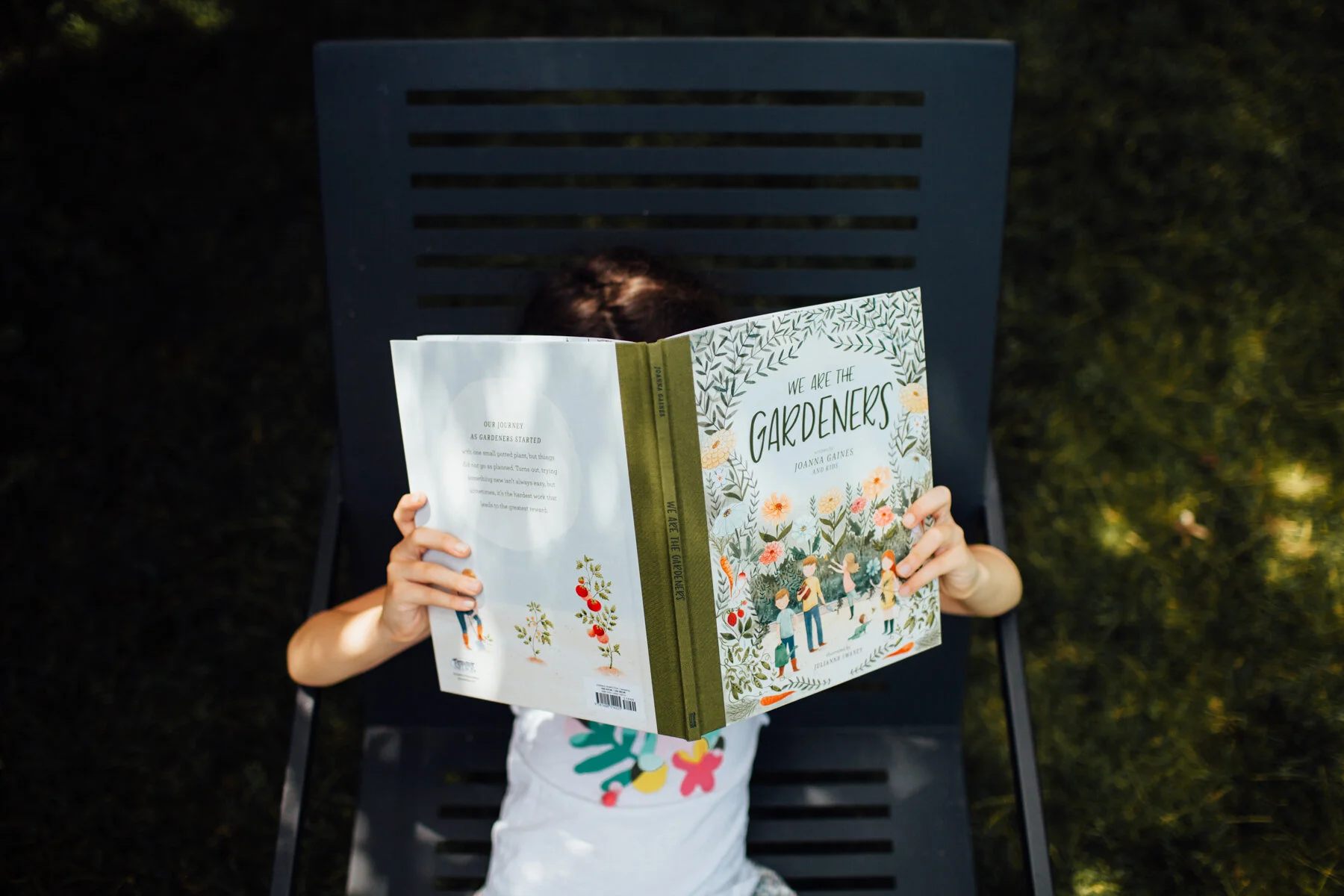 Reuse, recycle, repurpose in the garden • Zero waste photographer in Maryland