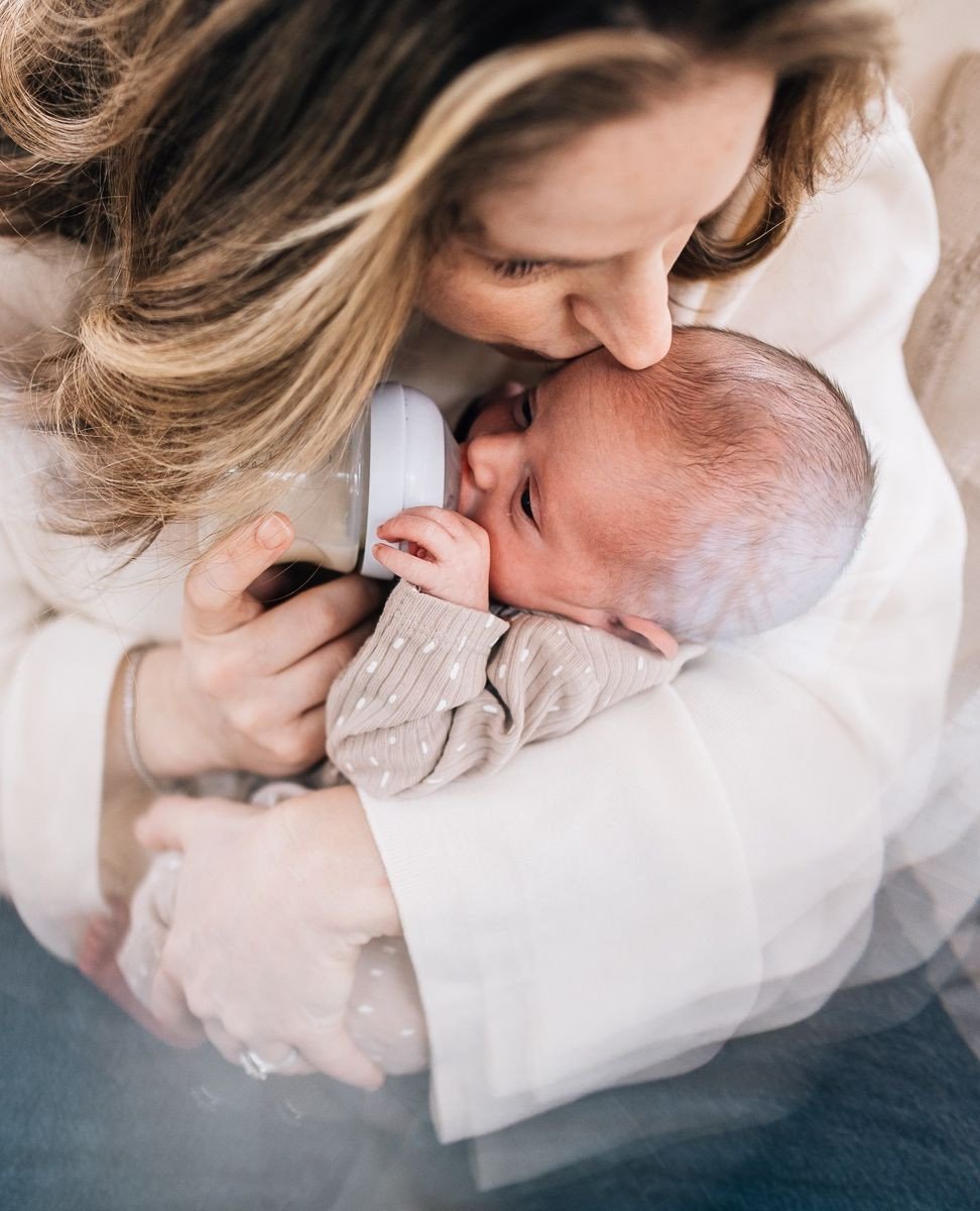 Cozy winter newborn session from last January 🤩