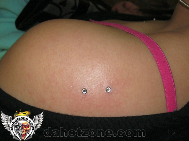 shoulder dermals