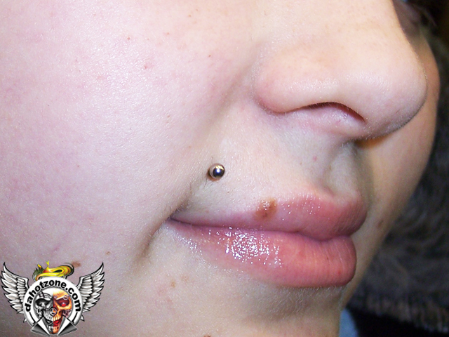 Monroe piercing