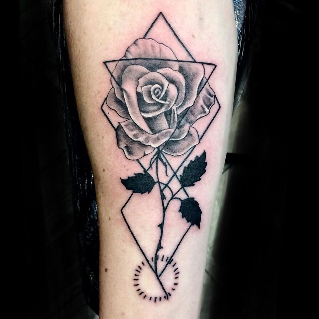 rose with geometry