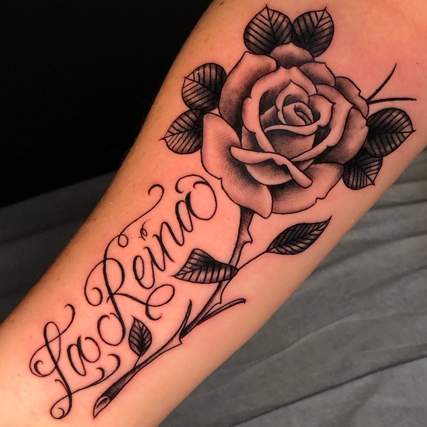 chicano rose with script