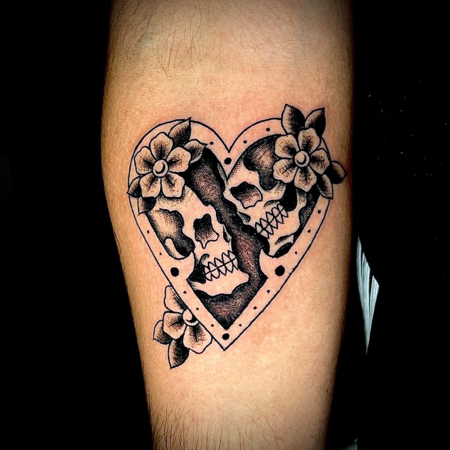 traditional heart with skulls 