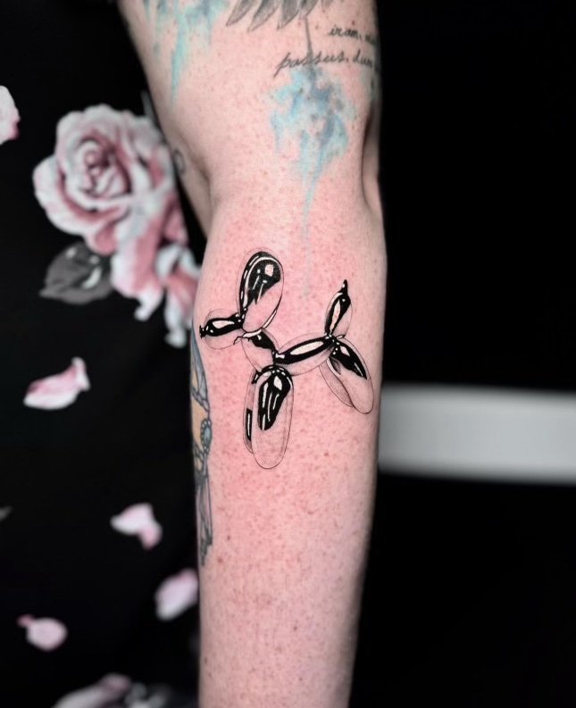 metallic balloon animal 