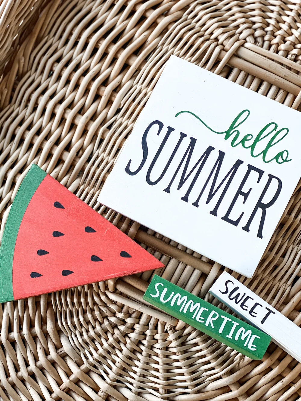 Rerum & Consilium Scritta Hello Summer – Legno Di Quercia E Metallo Nero, 18,5x13 Cm – Decorazione Estiva Artigianale, Prodotta In Germania
