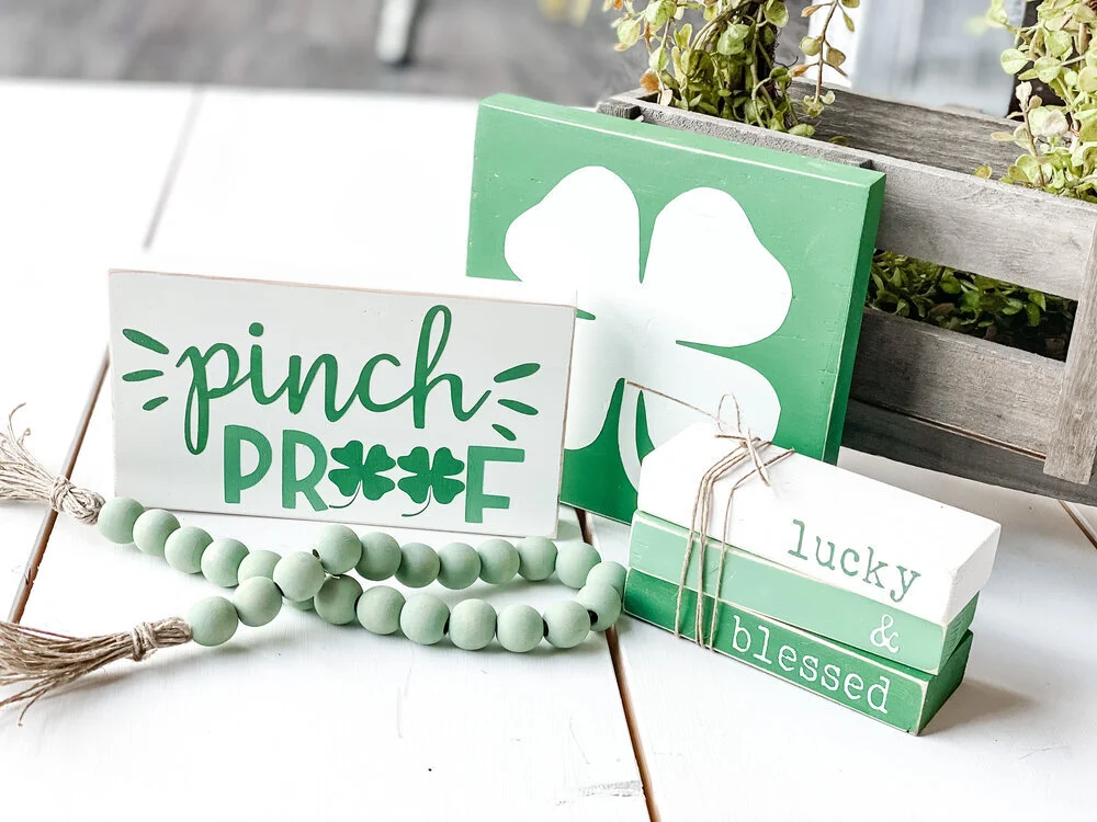 St+Patrick+Day+DIY+Kit.jpg