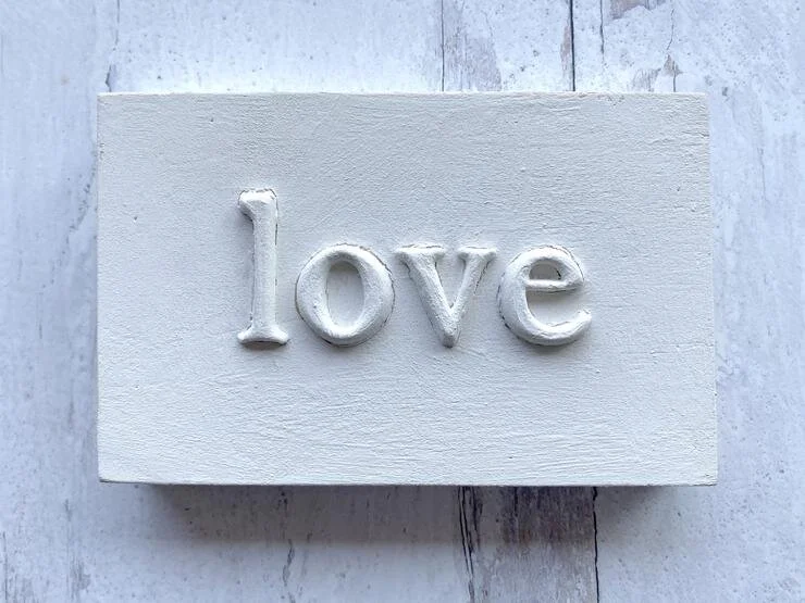 iod-harper-alphabet-font-letter-decor-mould-iron-orchid-designs-painted-heirloom-002_740x.jpeg
