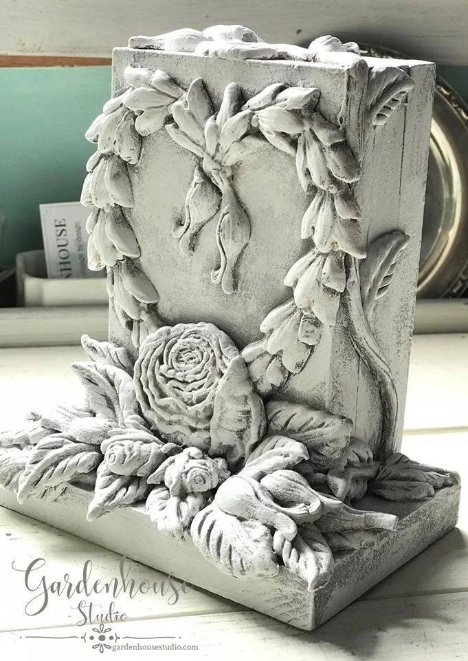 Laurel iod mold roses.jpeg