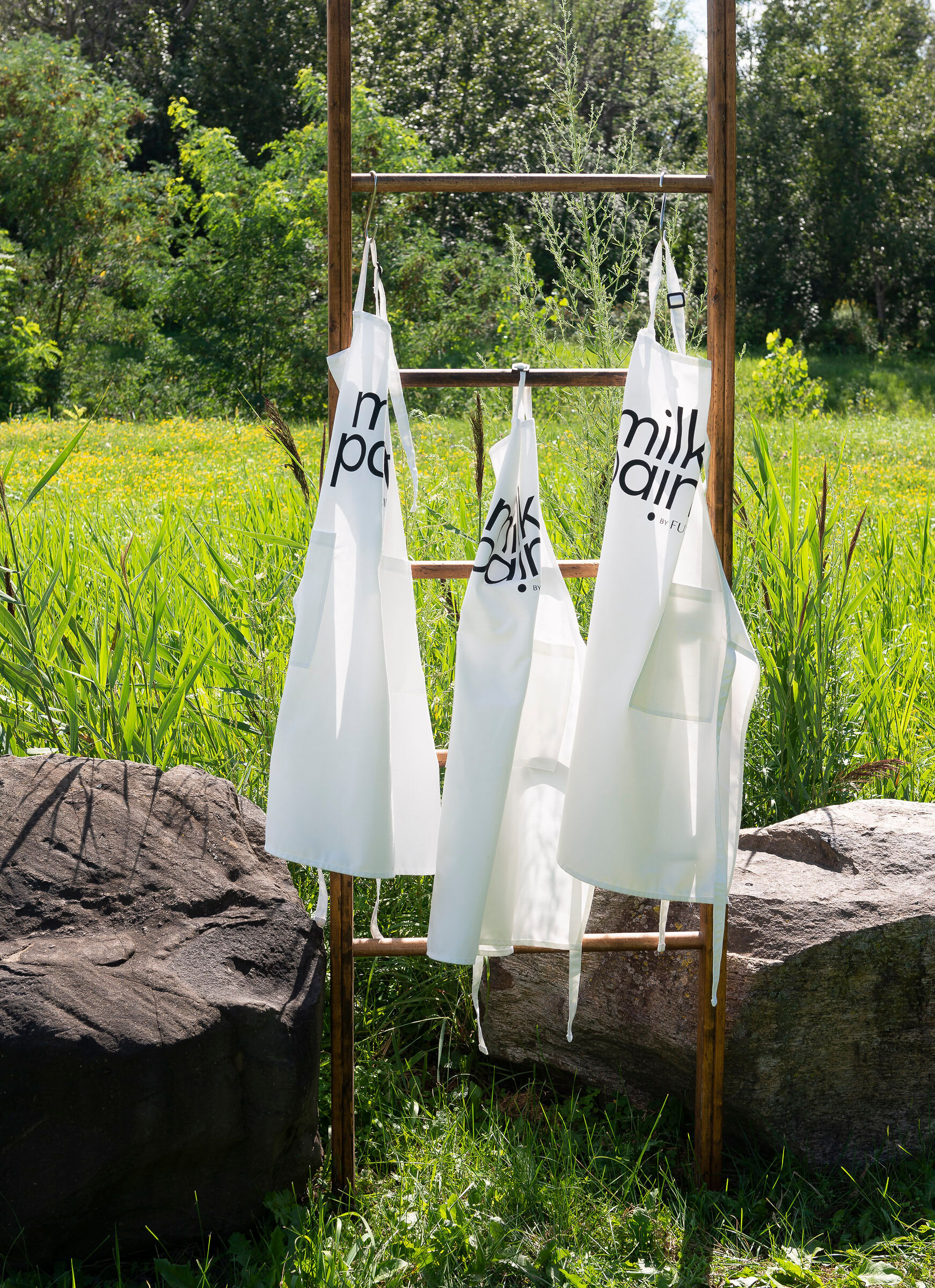 Fusion_Milk_Paint_Aprons__WR_200817_9316.jpg