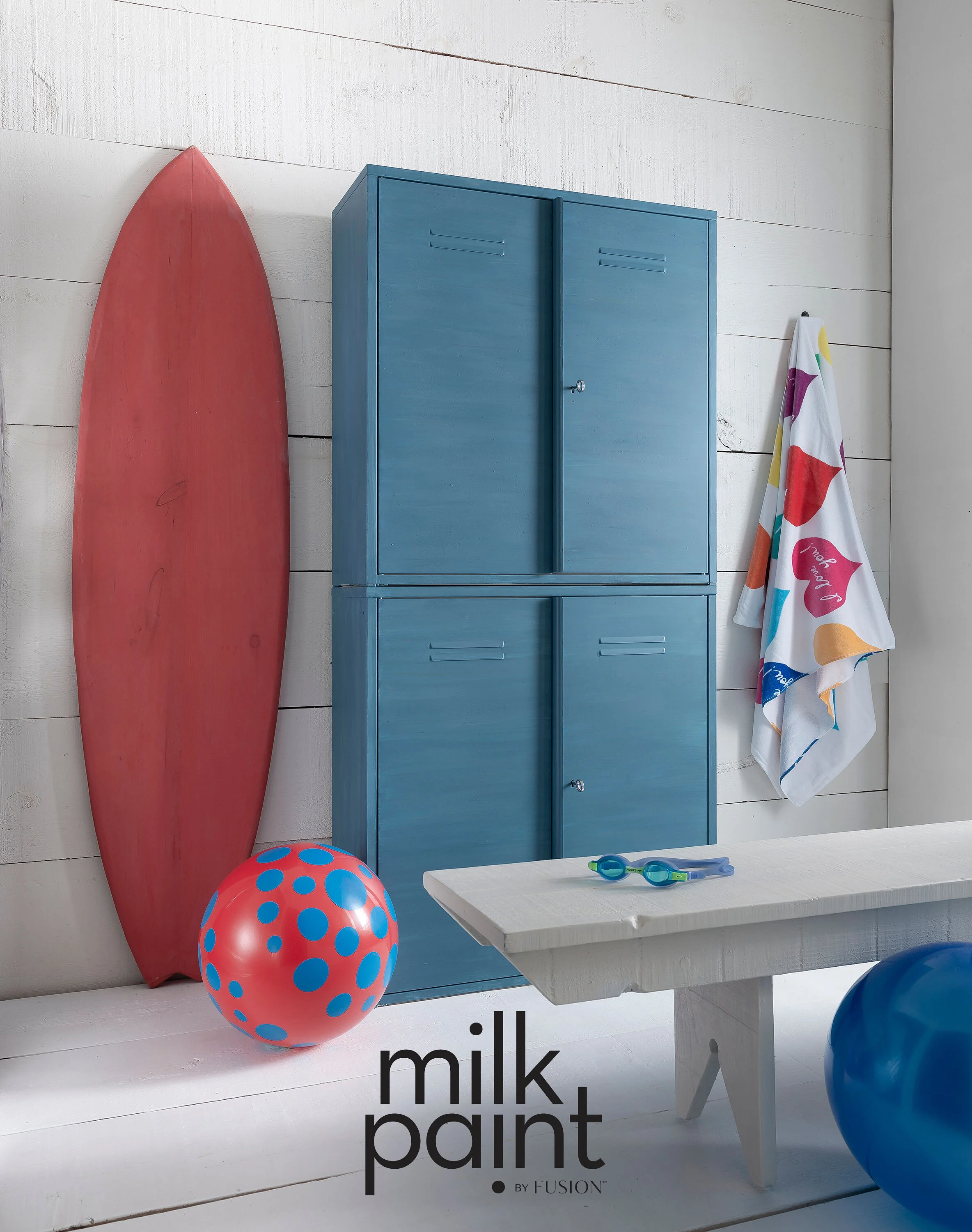 Poolside_Fusion_Milk_Paint_Powder_Metal_Lockers__HR_201015_3273-Edit.jpg