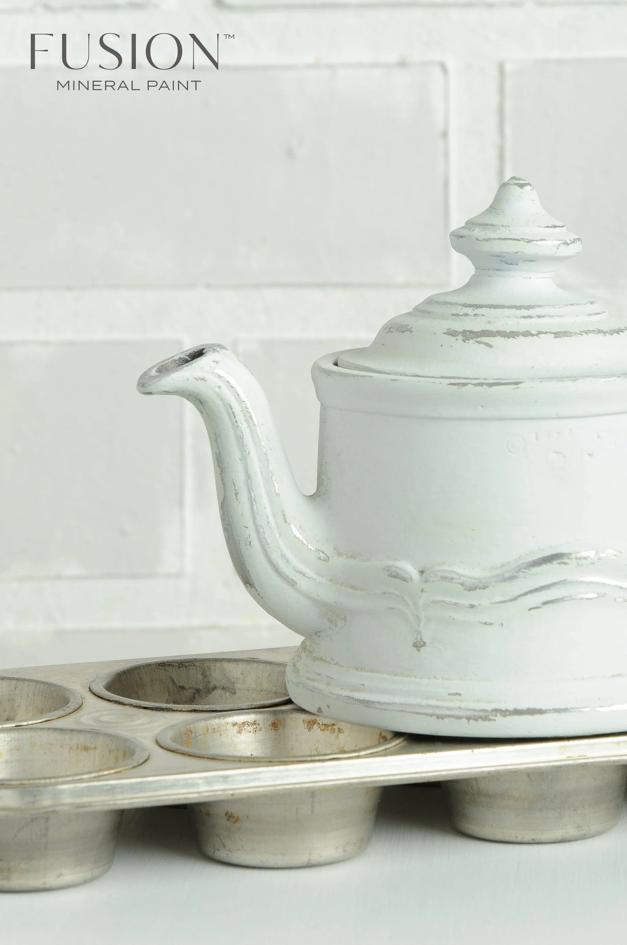 LAMP-WHITE-RIGHT.jpg