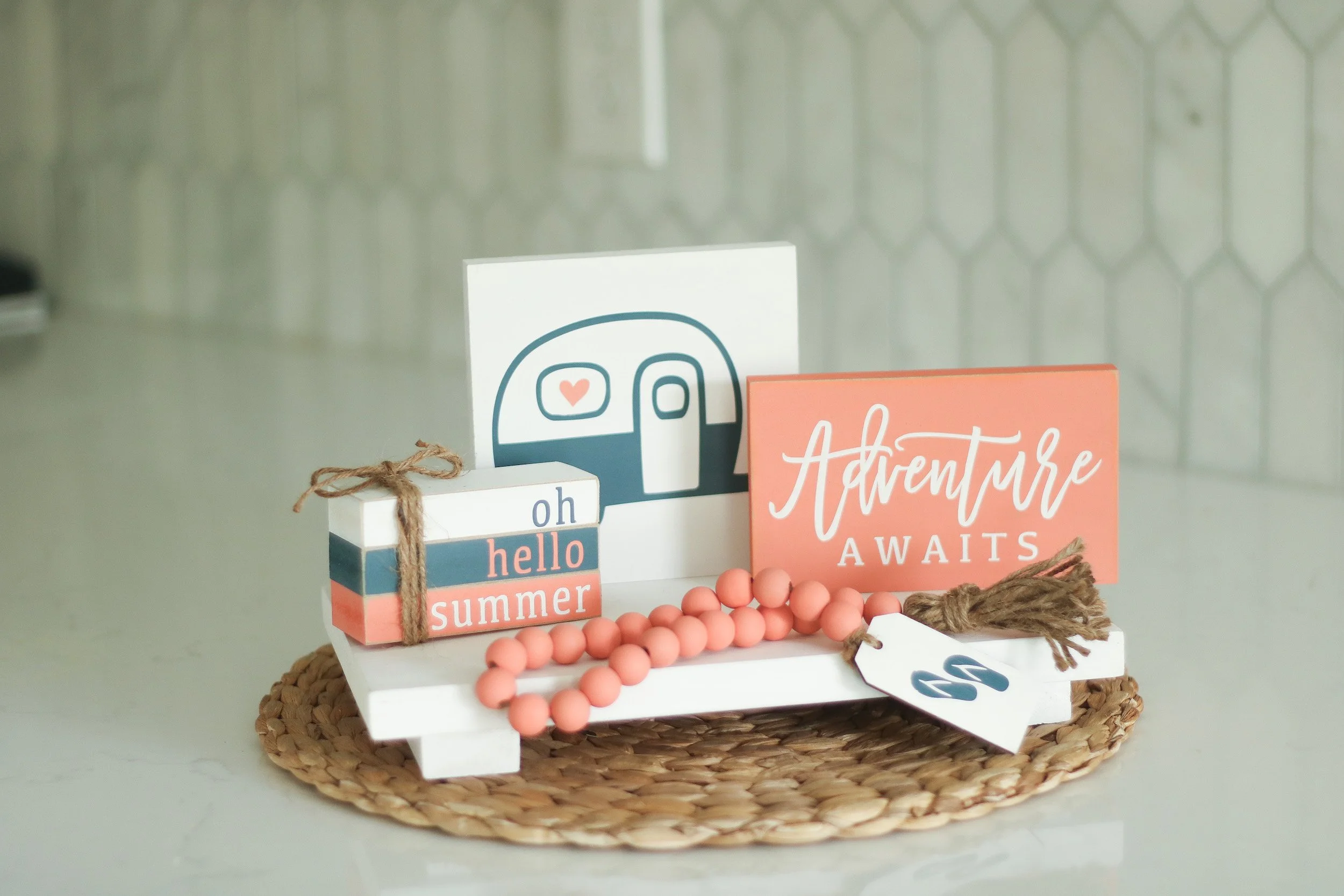 Adventure awaits - Wood Sign Bundle | DIY Kit