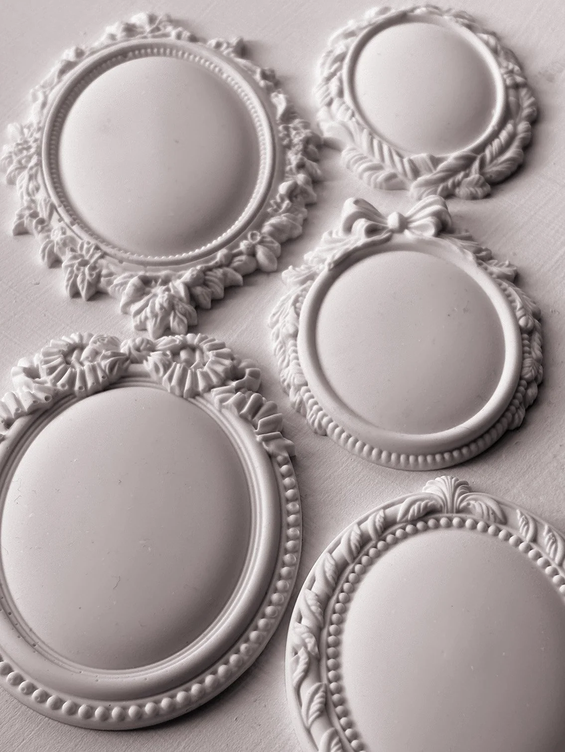 NEW Vintage Brooches - IOD- mould 2025 buy in Canada online1.jpg