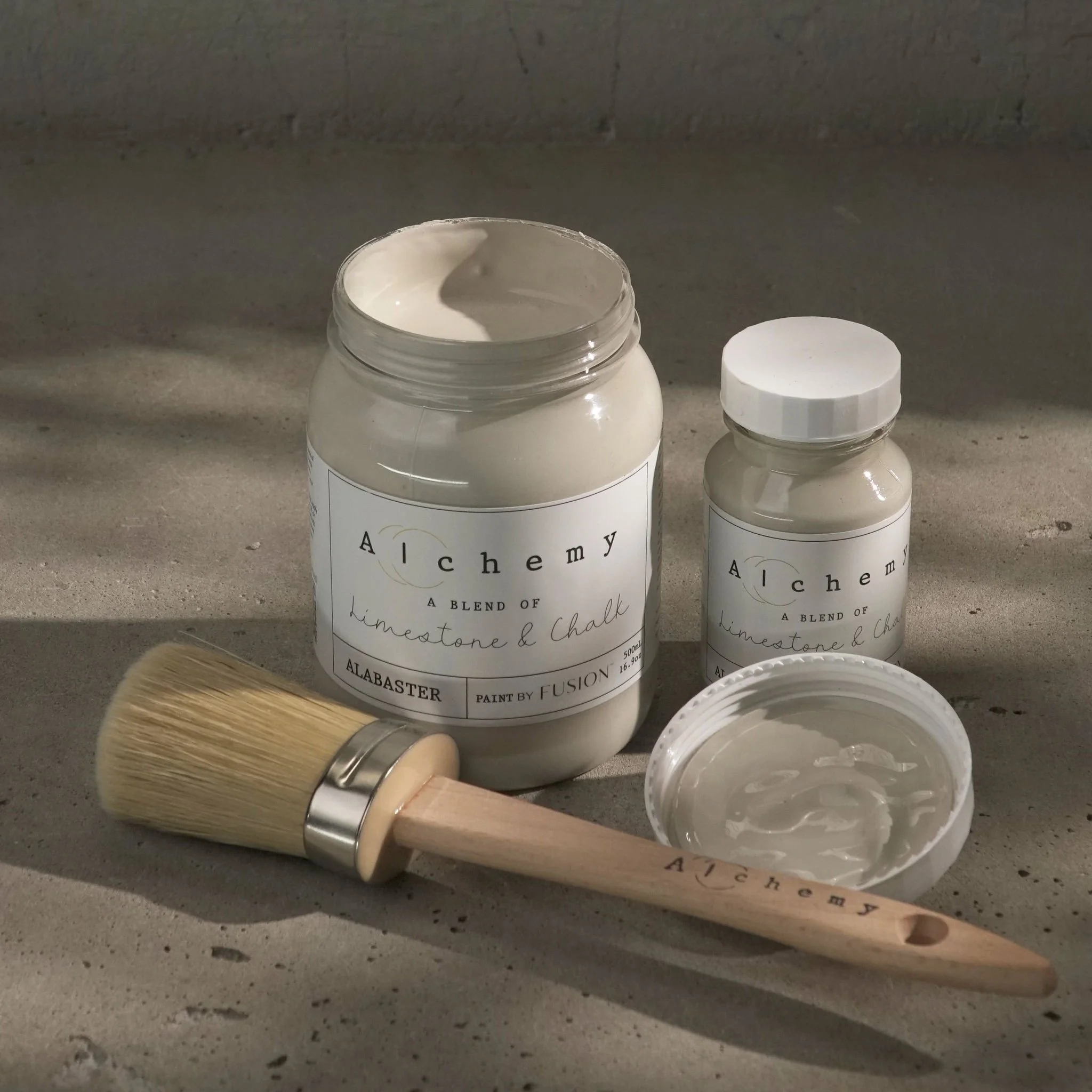 Alabaster-02.jpg