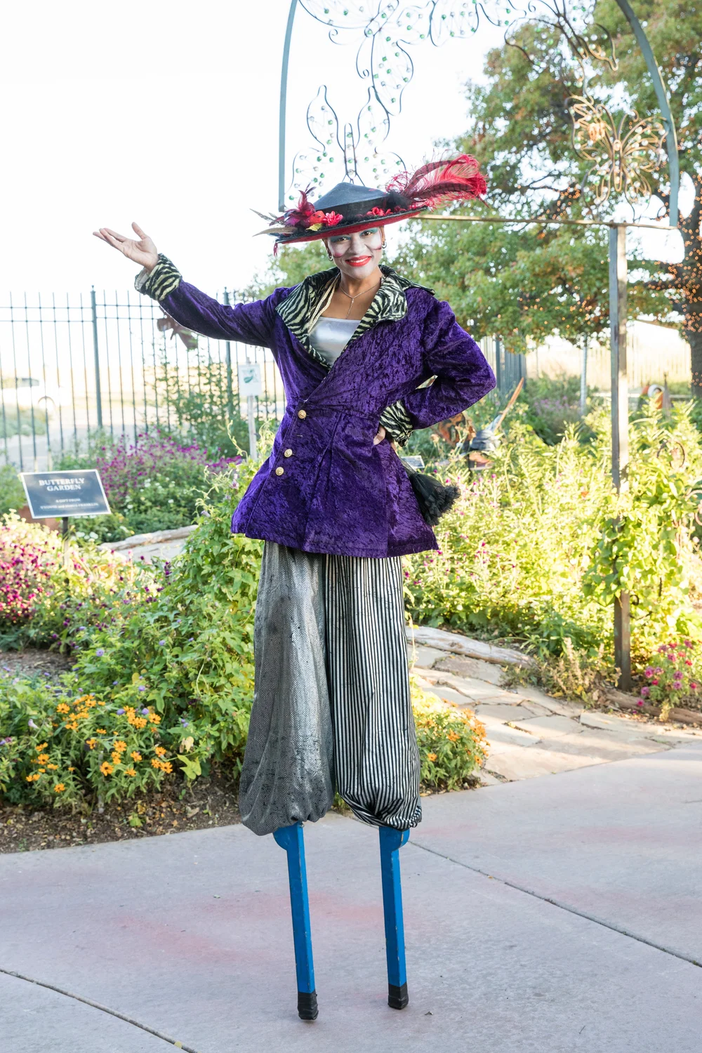 Jenny Edwards Portrait- AMARILLO and LUBBOCK — Mad Hatter's Ball at the  Amarillo Botanical Gardens, by Jenny Edwards Photo, Amarillo Portrait  Photographer
