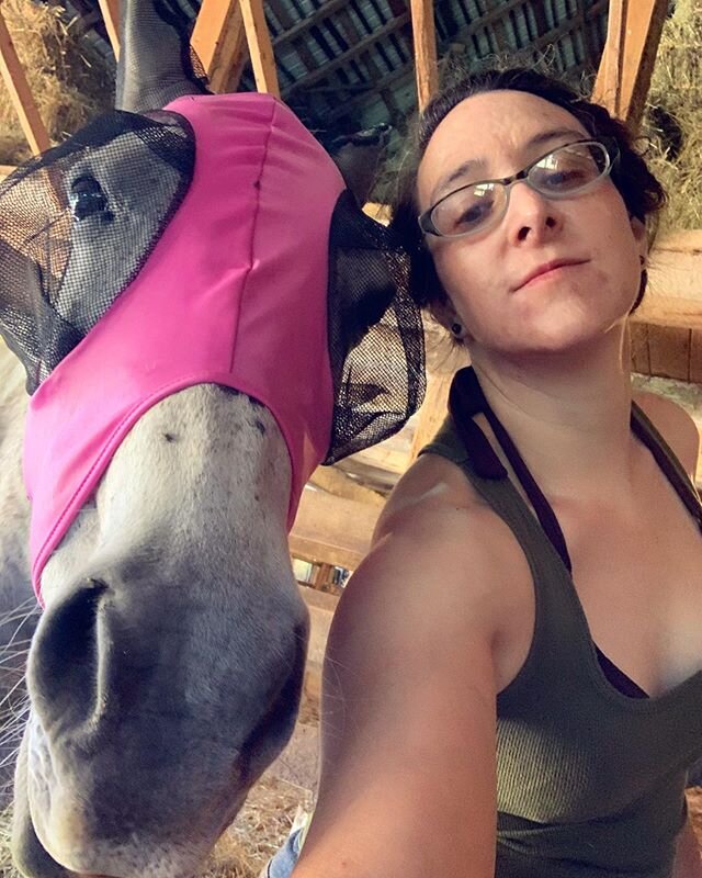 A beautiful day to be hangin&rsquo; with the girl crew. 🦄Desi. 🐎Seren. 🦓Callie 🥰😍