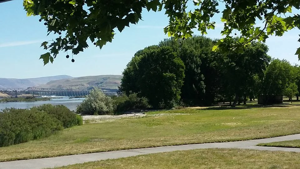 Riverfront2.jpg