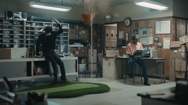 GEICO - Special Delivery-high.gif