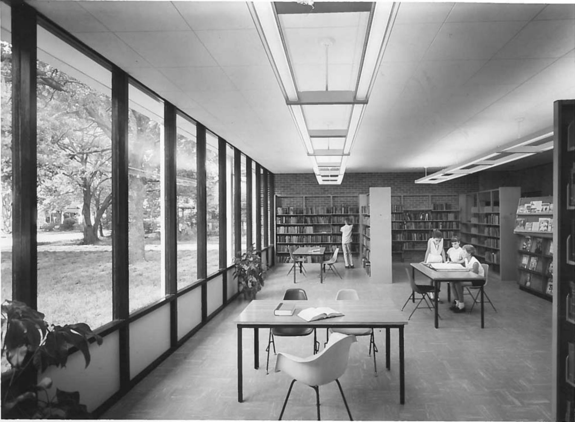 John Desmond, interior, miller memorial library, 1957, hammond, la, John Desmond Papers, Louisiana and Lower Mississippi Valley Collections, LSU Libraries.