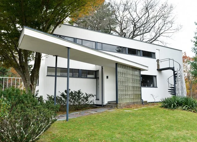 gropius house .jpg