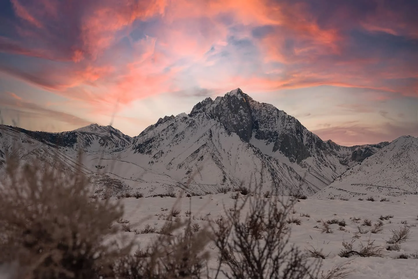 In everyday life, you get to experience the miracle of transformation that causes a three-dimensional spatial world and one-dimensional temporal world to manifest before your very eyes.&nbsp;

-Deepak Chopra

#yourshotphotographer 
#chasingemotions