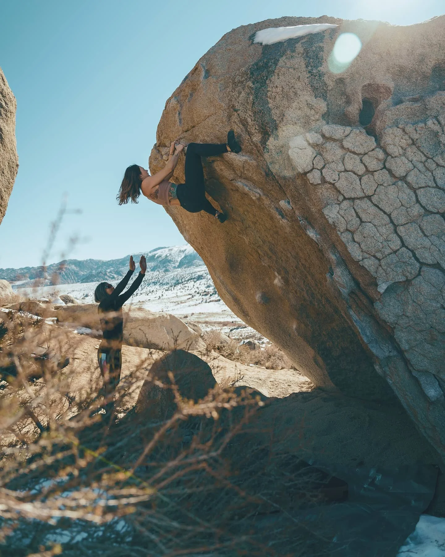 Watching @yeahapril boulder, She loves sport and trad but when she gets on boulders its fight time with a playful spirit, aren't we all just a bunch of giant kids playing on rocks anyway.

Payahuunad&uuml;

#yourshotphotographer #sonyalpha