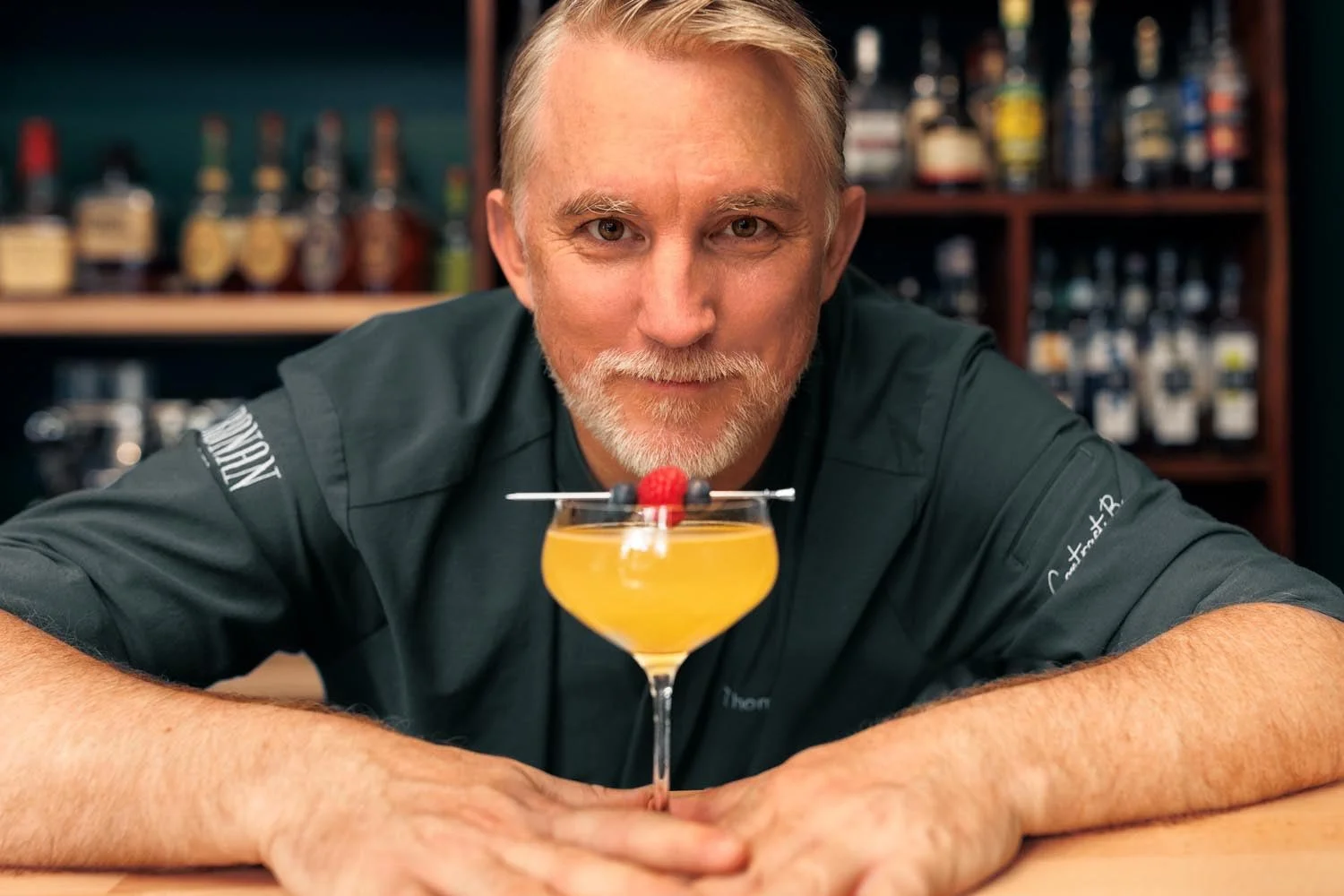 Hohe Mixology-Kunst in Köln: Thomas Feld und die Contrast Bar Cologne