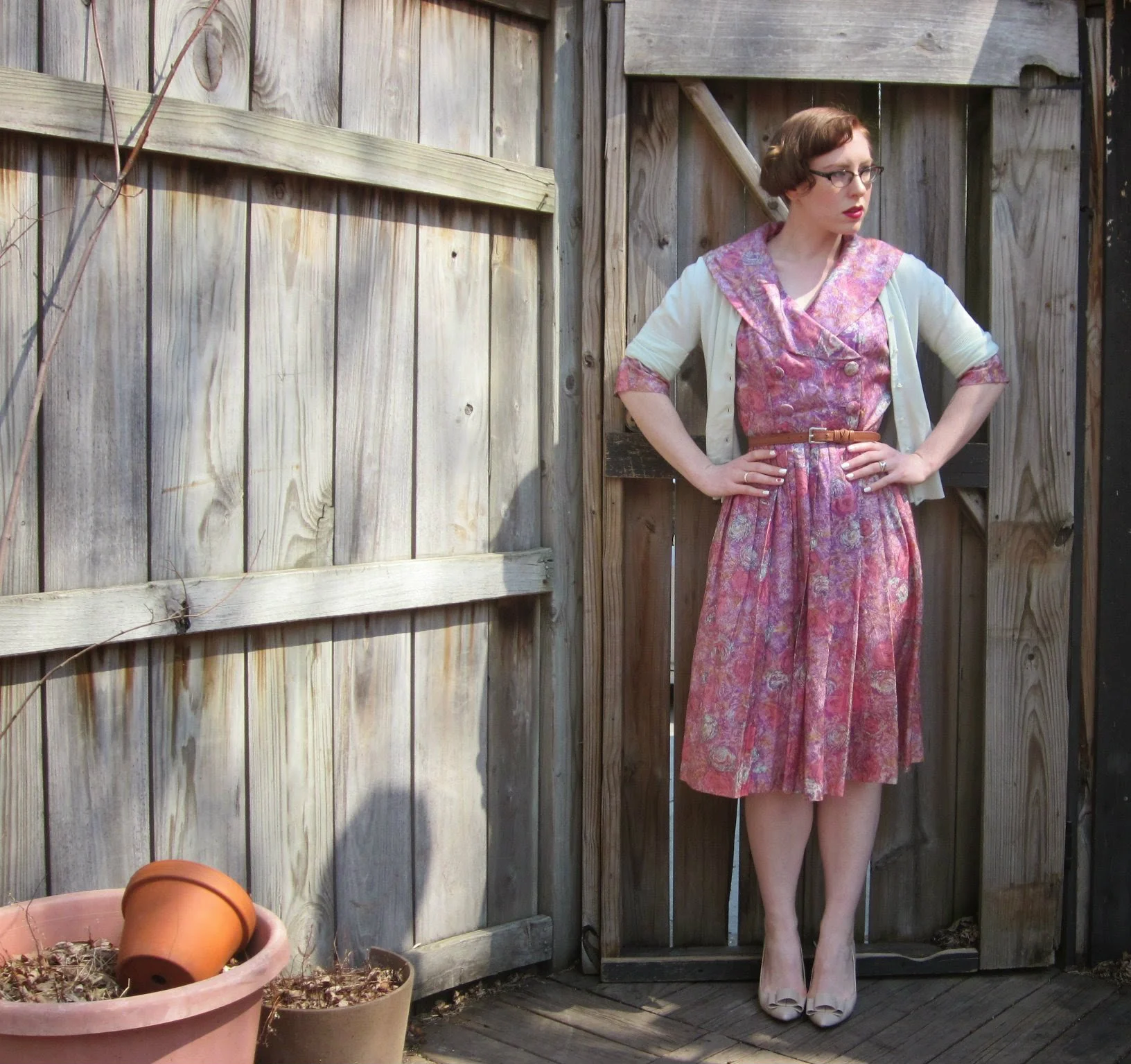 Dress: The Vintage Mistress via Etsy; Cardigan: JCrew; Shoes: Modcloth