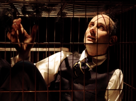 Alon Nashman in JW3's "Kafka & Son." (Publicity still via stagereview.co.uk )