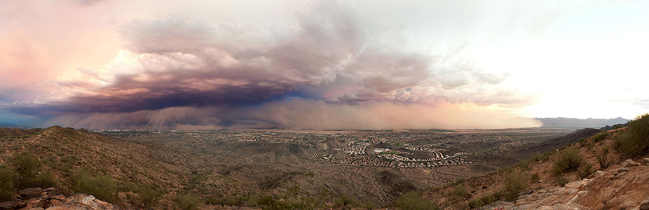 A haboob (dust storm) over Phoenix in 2011. Photo by Alan Stark , CC BY-SA 2.0.