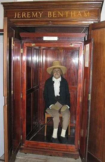 Did someone say "bleached and dyed politicians"? Jeremy Bentham, in his own private kakistopia, the very worst of worlds. (See here for more on mummy-Bentham.)