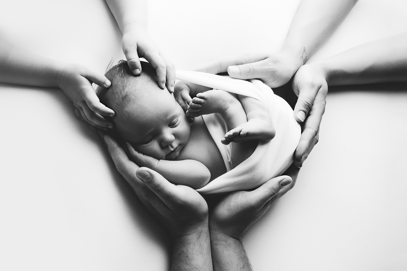 Newborn photography, newborn, newborn photos, wrapped newborn, newborn photographer Nottingham, newborn studio nottingham, newborn specialist photographer, newborn photographs, newborn images