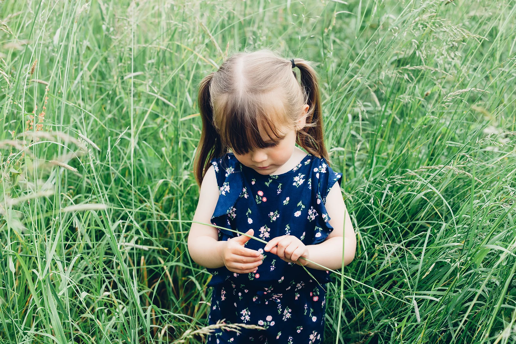 natural outdoor photography, seasonal photos, natural outdoor shoot, family photography, lifestyle shoot