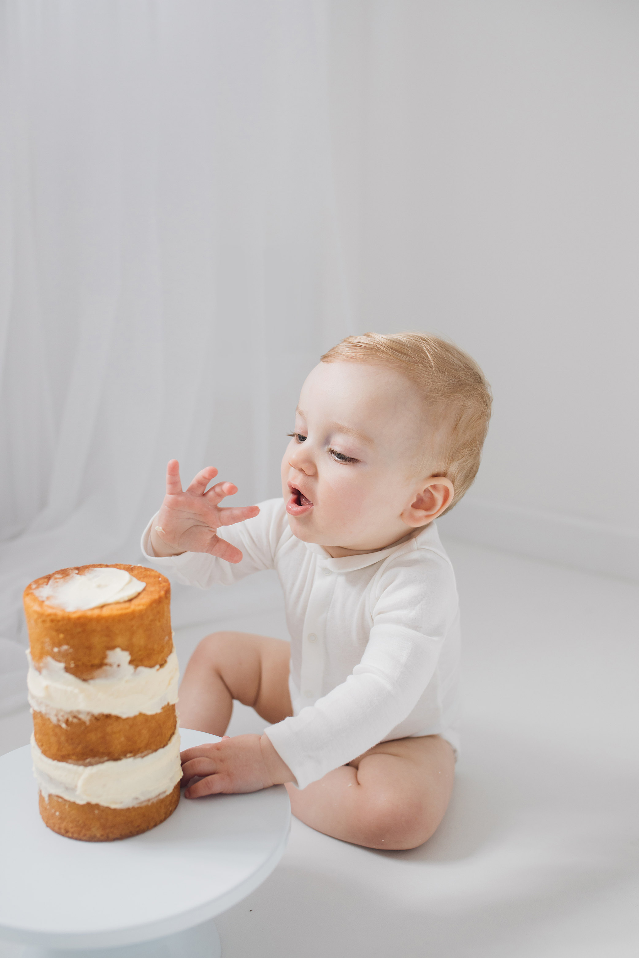 cake-smash-photoshoot-nottinghamshire.png