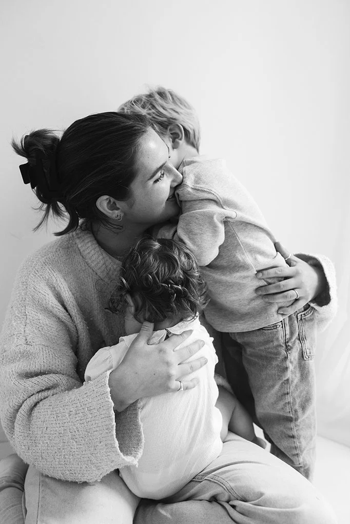 family photoshoot Nottingham, family photography Nottingham, relaxed family photographer Nottingham, family photography studio nottingham,