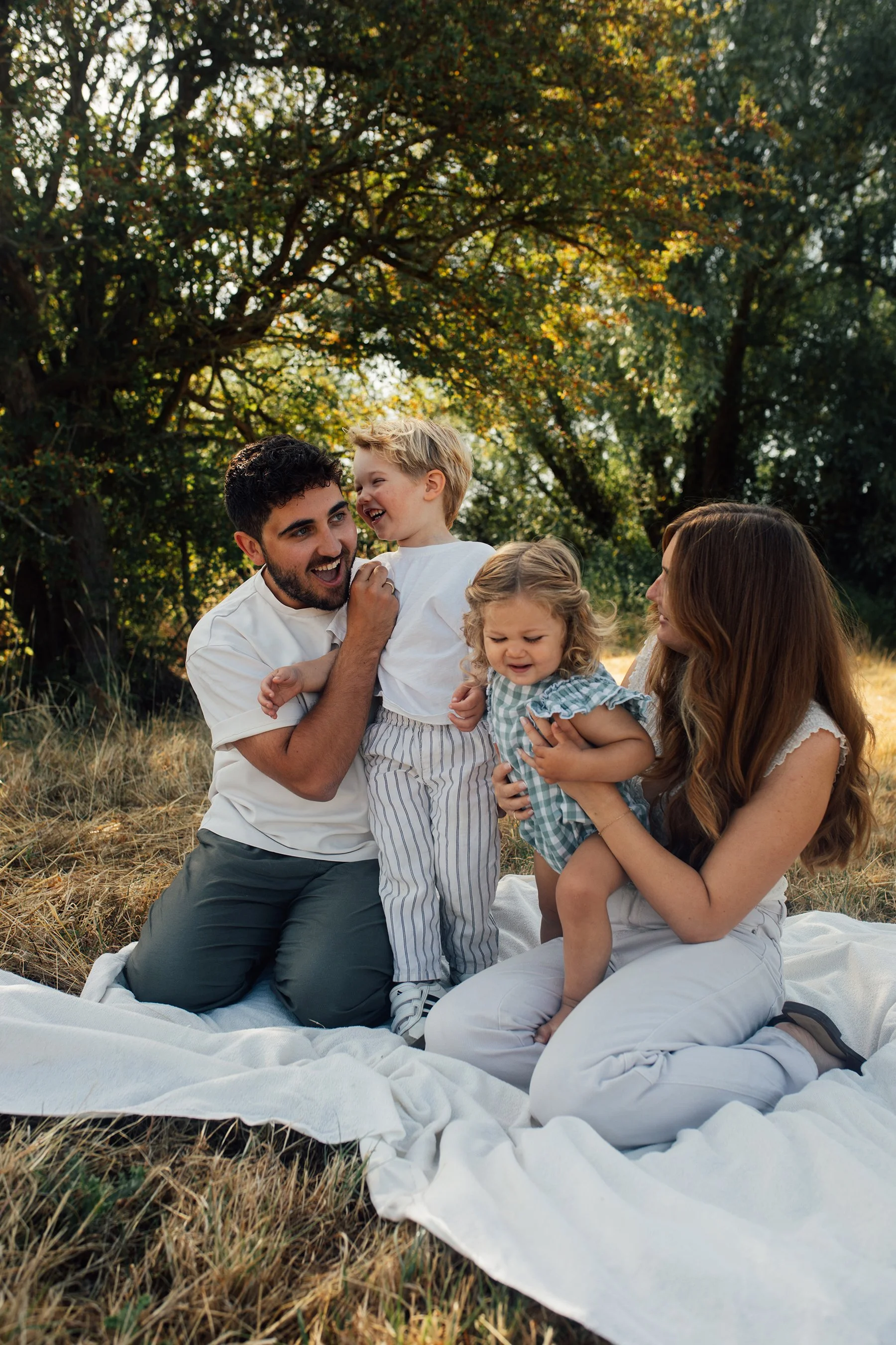 Nottingham family photographer, Nottingham family photography, Nottingham family photos, Leicestershire family photoshoot, family photographer Leicestershire