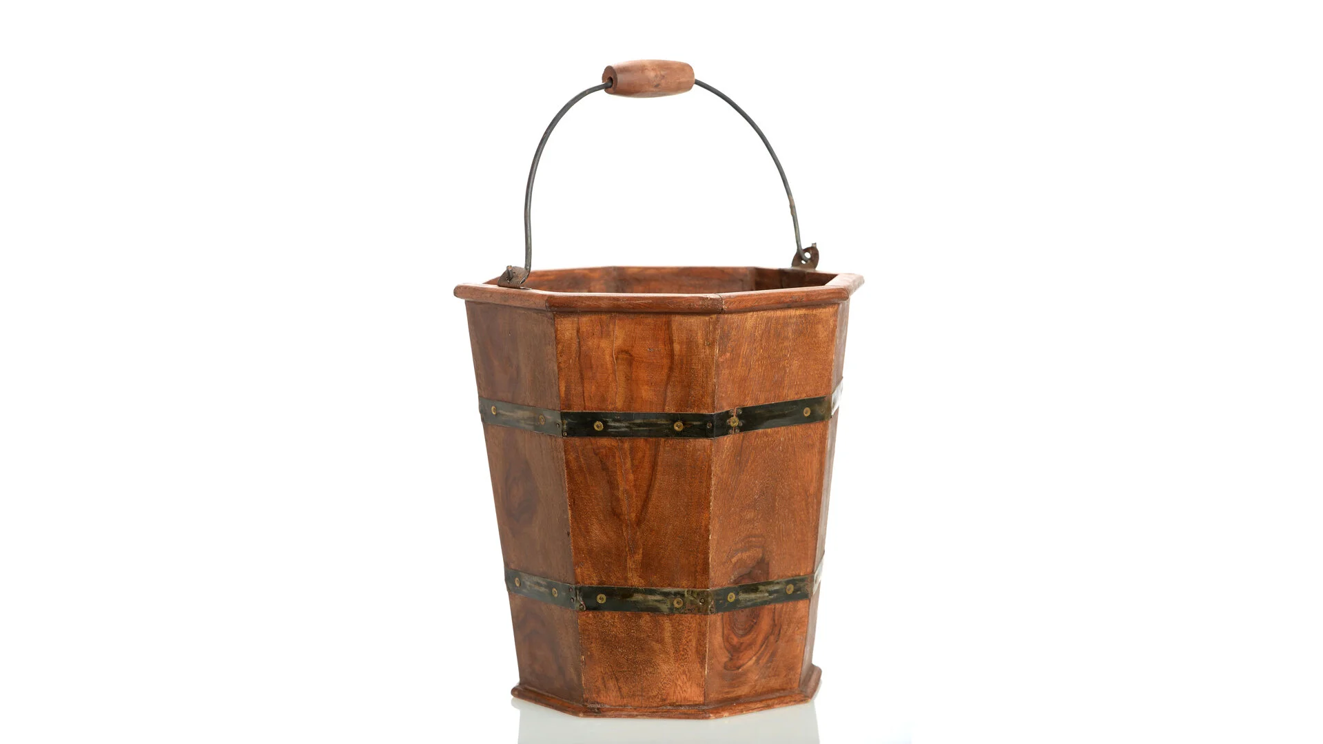 93: In 1324 two Italian city states fought a war over a bucket that resulted in 2000 deaths. https://www.youtube.com/watch?v=Cln0J87vulU