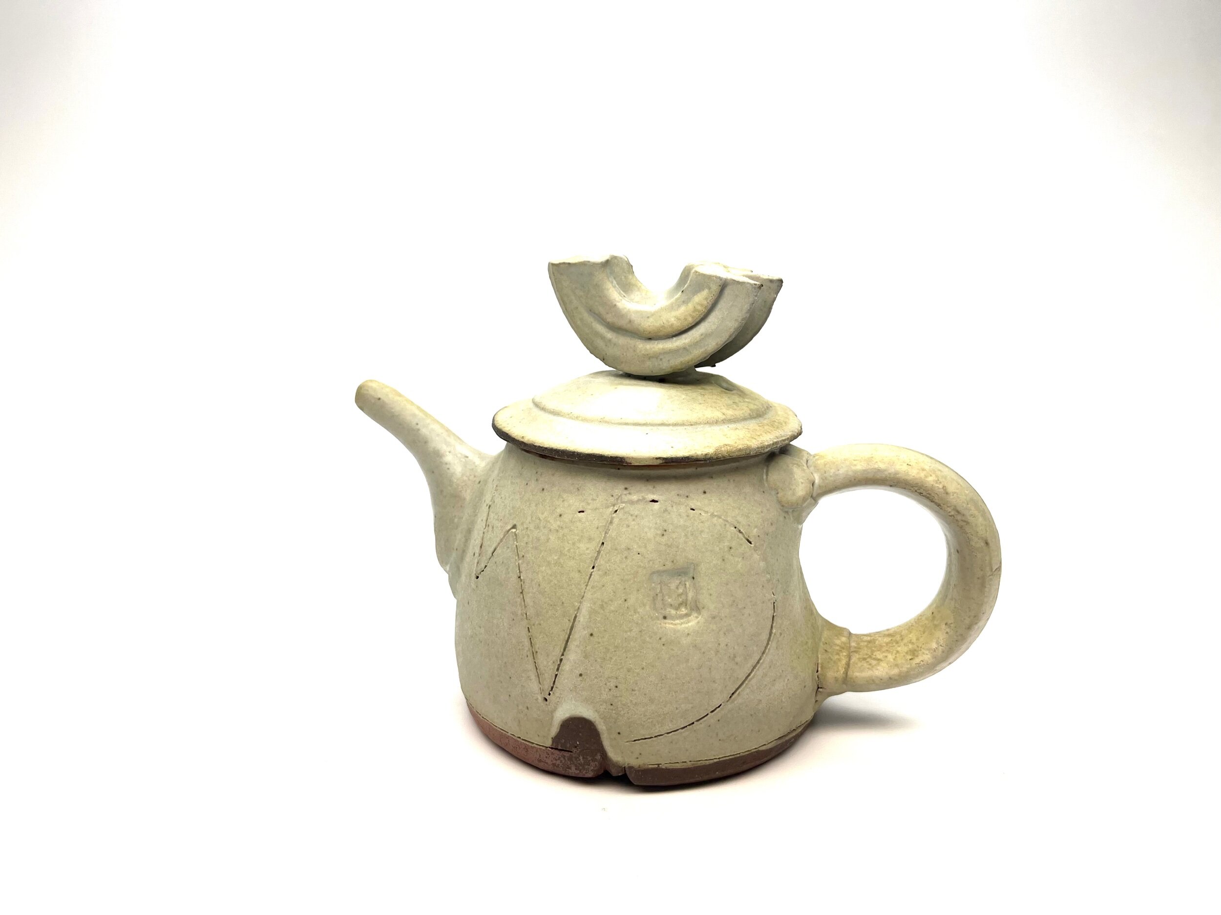 7DDDE103-51AE-40C5-9DCC-94100BA4E026