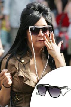 The first million results when you google "Cool girl glasses chain"