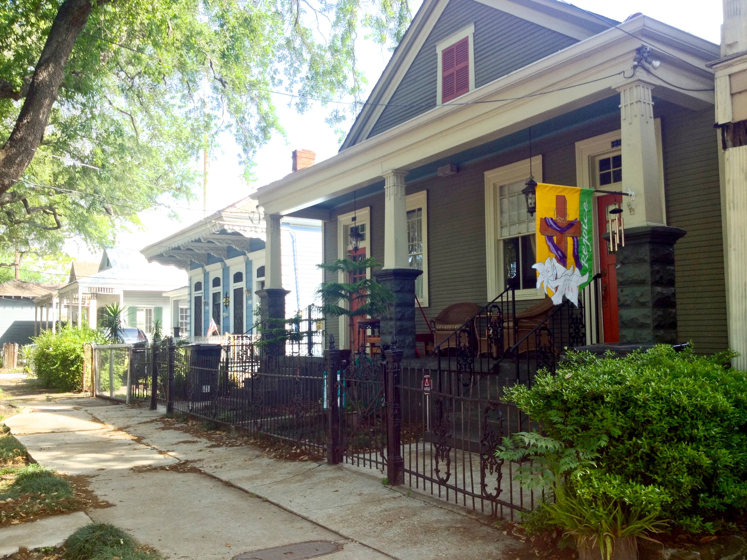 Atchafalaya's neighboring architecture